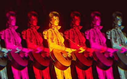 Moonage Daydream, 3 ragioni per vedere il film sul mondo di Bowie