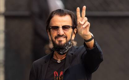 Ringo Starr cancella il tour: è di nuovo positivo al Covid-19