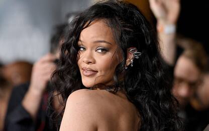 Rihanna, il backstage del videoclip di Lift Me Up