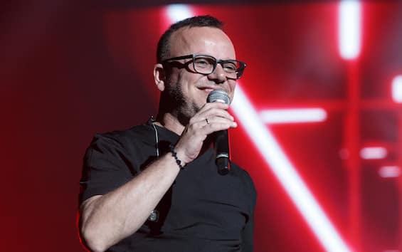 The lineup of Gigi D’Alessio’s concert at the Giorgio Gaber Opera House in Milan