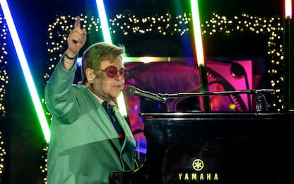 Elton John conferma basta tour ma apre a qualche singolo concerto
