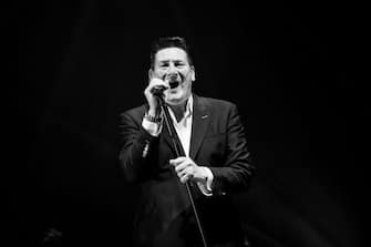 MILAN, ITALY - NOVEMBER 23: (EDITORS NOTE: Image has been converted to black and white.) Tony Hadley performs at Teatro Arcimboldi on November 23, 2022 in Milan, Italy. (Photo by Roberto Finizio/Getty Images)