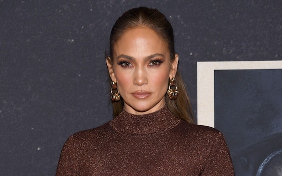 Jennifer Lopez Unveils Album This Is Me Now On Instagram Tracklists And Songs Italian Post 