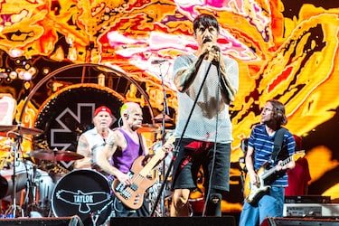 AUSTIN, TEXAS - OCTOBER 09: (L-R) Chad Smith, Flea, Anthony Kiedis and John Frusciante of the Red Hot Chili Peppers perform during weekend one of ACL Music Fest 2022 at Zilker Park on October 09, 2022 in Austin, Texas. (Photo by Erika Goldring/WireImage)