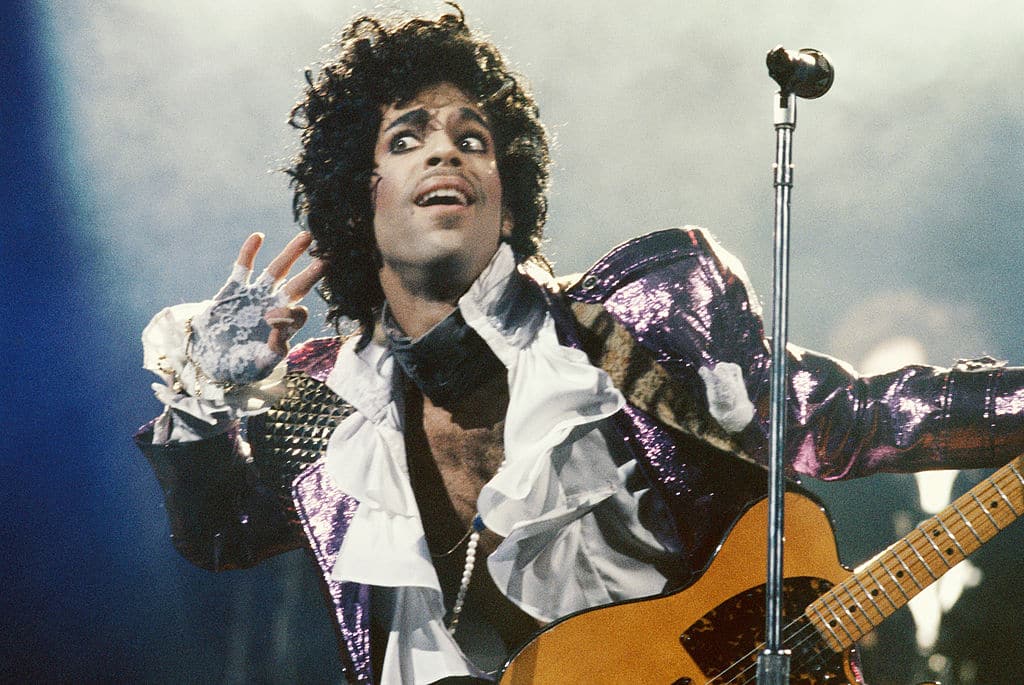 Rolling Stone pubblica la classifica dei 200 cantanti migliori di sempre. Ecco la top 20 Sky TG24 Rolling Stone pubblica la classifica dei 200 cantanti migliori di sempre. Ecco la top 20 Sky TG24