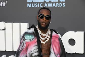 Burna Boy attends the 2022 Billboard Music Awards at MGM Grand Garden Arena on May 15, 2022 in Las Vegas, Nevada. Photo: Casey Flanigan/imageSPACE/Sipa USA