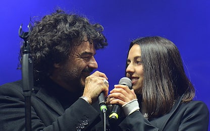 Francesco Renga e la figlia Jolanda cantano insieme "Angelo" VIDEO