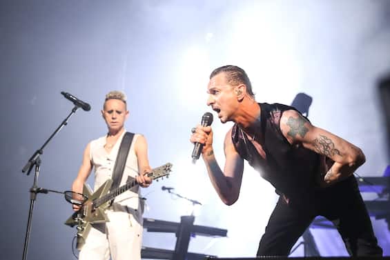 Depeche Mode, the countdown for the new single by Memento Mori has started