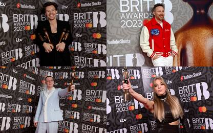 BRIT Awards 2023, tutti i vincitori da Harry Styles a Sam Smith