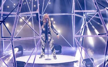 Ο Βασιλιάς Κάρολος Γ’ και η Καμίλα αποκαλύπτουν τη σκηνή του διαγωνισμού τραγουδιού της Eurovision 2023. ΒΙΝΤΕΟ