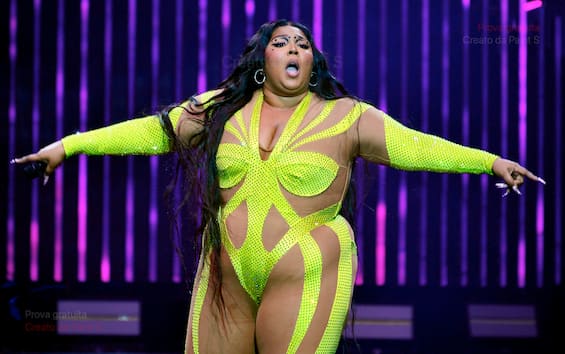 Lizzo protests Tennessee law restricting drag queen shows