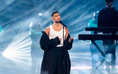 Eurovision 2023, Mahmood canta Imagine durante la finale. VIDEO