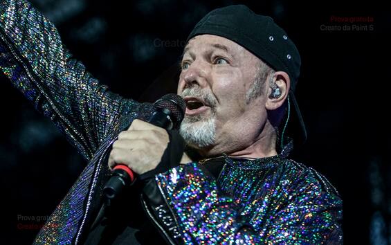 Vasco Rossi sings Romagna Mia after the flood: “Let’s bring joy to this wounded land”