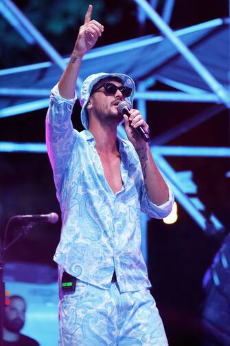 Catania Carl Brave (Carlo Luigi Coraggio) in concert at villa bellini, for the Catania Summer Fest review