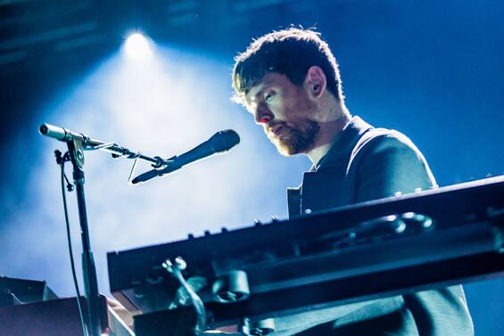 James Blake in concert in Milan, the art of making music (the real one).  The review