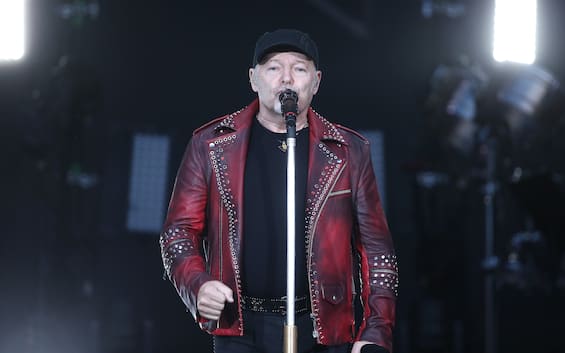 Vasco Rossi announces the 2024 tour: all the concert dates in the stadiums