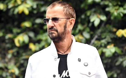Ringo Starr risponde alle accuse su nuovo brano dei Beatles