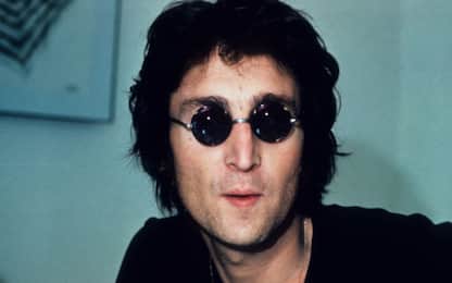 Il Grammy ricevuto e rifiutato da John Lennon nel 1972 andrà all'asta
