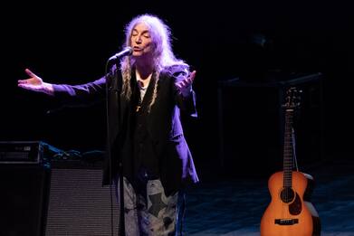 Malore per Patti Smith, annullato il concerto a Bologna
