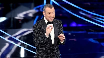 Amadeus a Sanremo 2025? La Rai smentisce accordi per la conduzione