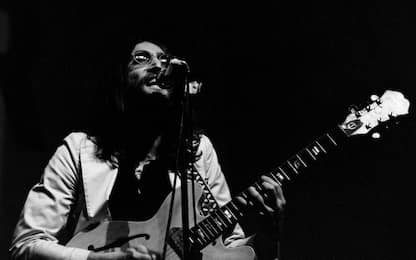 John Lennon, all'asta la chitarra di Help! dopo 50 anni in un solaio