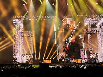 Metallica in concerto a Milano omaggiano i Prozac+ con Acido Acida
