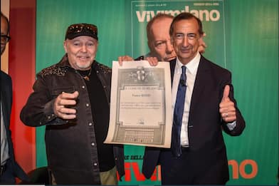 Vasco Rossi a Milano riceve la Pergamena d'oro dal sindaco Sala