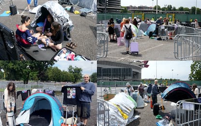 Taylor Swift, i fan accampati a San Siro in attesa del concerto evento