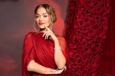 Rita Ora a Sky Tg24, tra musica, cinema e amore per i suoi fan