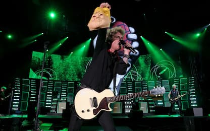 Green Day, Billie Joe Armstrong sul palco con la maschera di Trump