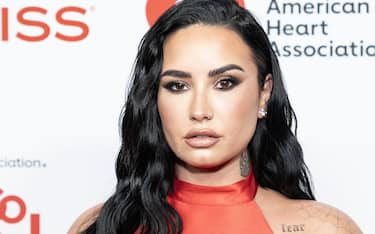 Demi Lovato è tornata con Chula con i Grupo Firme