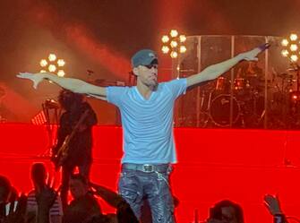 Photo Â© 2019 MSN/The Grosby Group

Las vegas, September 14, 2019.

Spanish singer Enrique Iglesias performed this weekend in Las Vegas to celebrate with his Mexican fans one more year of the Independence of Mexico.

The concert was held at The Colosseum at Caesars Palace hotel, where the 44 year old singer put everyone to dance and sing.

During the concert he took a moment to pay homage to his fellow countryman and singer, Camilo Sesto, who just passed away last week.

At one point, Enrique flashed his backside to the entire audience, and also gave a lucky fan the chance to sing on stage with him ( - 2019-09-14, MSN/The Grosby Group / IPA) p.s. la foto e' utilizzabile nel rispetto del contesto in cui e' stata scattata, e senza intento diffamatorio del decoro delle persone rappresentate