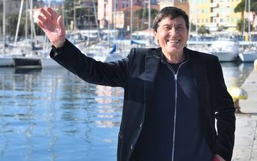 Cantanti di Sanremo 2022, Gianni Morandi con Apri tutte le porte. FOTO