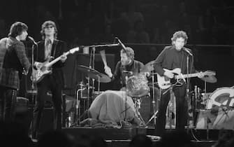 From left to right: Rick Danko, Robbie Robertson, Levon Helm, and Bob Dylan.