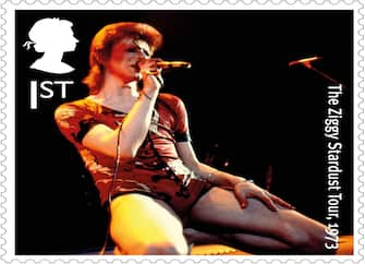 Royal Mail have revealed it will issue a set of 10 Special Stamps to honour David Bowie – one of the most influential music and cultural figures of all time.

This is the first time Royal Mail has dedicated an entire stamp issue to an individual music artist or cultural figure.

The stamps are issued in the year of what would have been his 70th birthday, and 50 years since his first album release.

Endlessly innovative and pioneering, he is widely regarded as having elevated his music to an art form.

Six of the stamps showcase Bowie’s changing musical styles and personas across the decades and feature images of some of his most admired and defining album covers: Hunky Dory; Aladdin Sane; “Heroes”; Let’s Dance; Earthling and ★. The arc of the vinyl album protrudes from the right hand side of each stamp.

Completing the set, four stamps show Bowie in action performing live on tours across four decades; The Ziggy Stardust Tour, 1972; The Stage Tour, 1978; The Serious Moonlight Tour, 1983; and A Reality Tour, 2004.

The stamps and a range of limited edition souvenirs are available to pre-order from today at www.royalmail.com/davidbowie and will be on sale from 14 March 2017.

Bowie’s 1972 album cover for The Rise and Fall of Ziggy Stardust and the Spiders From Mars was featured in the Classic Album Covers stamp set issued in January 2010.

The only other music artists to have been honoured with a dedicated stamp issue are groups; The Beatles (2010) and Pink Floyd (2015).

A year-long poll undertaken by New Musical Express magazine in 2000 canvassed opinion from musicians worldwide as to the most influential artist. The result of this poll placed Bowie at Number One.

Featuring: The Ziggy Stardust Tour, 1972.
When: 26 Jan 2017
Credit: Royal Mail/Supplied by WENN.com

**WENN does not claim any ownership including but not limited to Copyright, License in attached material. Fees charged by WENN are for WENN's services only, do not, nor are they intended to, convey to the user any ownership of Copyright, License in material. By publishing this material you expressly agree to indemnify, to hold WENN, its directors, shareholders, employees harmless from any loss, claims, damages, demands, expenses (including legal fees), any causes of action, allegation against WENN arising out of, connected in any way with publication of the material.** ( - 2017-01-27, ZCVA / IPA) p.s. la foto e' utilizzabile nel rispetto del contesto in cui e' stata scattata, e senza intento diffamatorio del decoro delle persone rappresentate