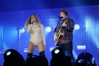 Beyonce performs a duet with Ed Sheeran live in concert during the 2015 Global Citizen Festival in Central Park

Featuring: Beyonce, Beyonce Knowles, Ed Sheeran
Where: New York City, New York, United States
When: 26 Sep 2015
Credit: WENN.com

**Only available for publication in UK, Germany, Austria, Switzerland, Italy, Australia. No Internet Use. Not available for Subscribers**