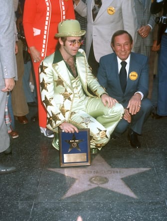 LOS ANGELES - OCTOBER 23: Pop singer Elton John receives a star on the Hollywood Walk of Fame on October 23, 1975 in Los Angeles, California. (Photo by Michael Ochs Archives/Getty Images)