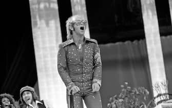 Elton John performing on stage at Wembley Stadium., London, England Picture taken 21st June 1975. (Photo by Chris Barham/Mirrorpix/Getty Images)