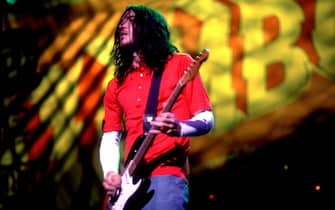 John Fruscianti of the Red Hot Chili Peppers at the World Music Theater in Tinley Park, Illinois, September 5, 1997. (Photo by Paul Natkin/Getty Images)


