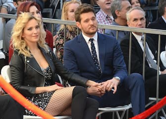 HOLLYWOOD, CA - NOVEMBER 16:  Luisana Lopilato and Michael BublÃ© pose at the Star Ceremony On The Hollywood Walk Of Fame held on November 16, 2018 in Hollywood, California.  (Photo by Albert L. Ortega/Getty Images)