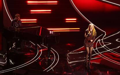 Sanremo 2023, Levante con Renzo Rubino in Vivere di Vasco Rossi: testo