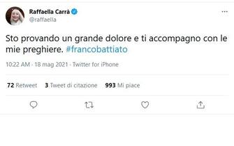 Raffaella Carrà condivide un ricordo di Franco Battiato su Twitter nel giorno della sua morte