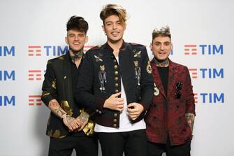 915699102 SANREMO, ITALY - FEBRUARY 08: Alex Fiordispino, Antonio Stash Fiordispino and Daniele Mona of The Kolors attend a photocall on the third day of the 68. Sanremo Music Festival on February 8, 2018 in Sanremo, Italy. (Photo by Venturelli/Getty Images)