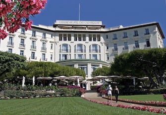 This picture taken on July 3, 2003 shows the Grand Hotel du Cap Ferrat in Saint Jean Cap Ferrat, on the French Riviera. In a week of jewellery heists on the French Riviera, another theft has been reported at the billionaires' resort of the Grand Hotel de Saint Jean Cap Ferrat, east of Nice, police said on August 3, 2013. The safes of three rooms at the hotel were broken into and jewellery and other valuables estimated at 40,000 euros ($53,000) were stolen, the hotel management reported late on August 2. AFP PHOTO / VANINA LUCCHESI (Photo credit should read VANINA LUCCHESI/AFP via Getty Images)