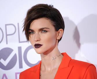 LOS ANGELES, CA - JANUARY 18: Actress/model Ruby Rose arrives at the 2017 People's Choice Awards at Microsoft Theater on January 18, 2017 in Los Angeles, California. (Photo by Gregg DeGuire/WireImage)