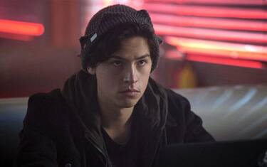 Riverdale, Cole Sprouse rivela: "Sono stato arrestato"