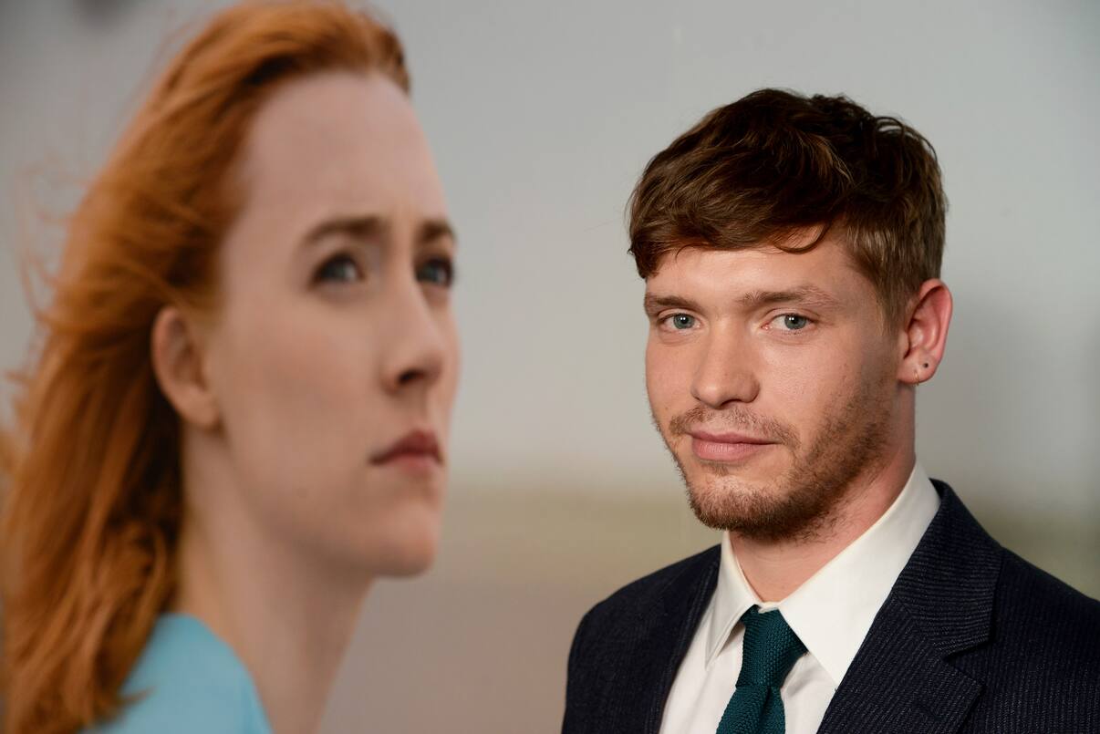 MotherFatherSon, le foto più belle di Billy Howle, che nella serie tv