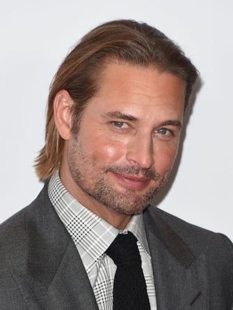 LOS ANGELES, CA - JANUARY 06:  Actor  Josh Holloway poses at the People's Choice Awards 2016 at Microsoft Theater on January 6, 2016 in Los Angeles, California.  (Photo by C Flanigan/WireImage)
