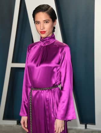 BEVERLY HILLS, CALIFORNIA - FEBRUARY 09: Kelsey Asbille attends the 2020 Vanity Fair Oscar party hosted by Radhika Jones at Wallis Annenberg Center for the Performing Arts on February 09, 2020 in Beverly Hills, California. (Photo by Daniele Venturelli/WireImage,)