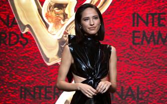 1287296094 NEW YORK, NEW YORK - NOVEMBER 23: Kelsey Asbille hosts the 48th International Emmy Awards on November 23, 2020 in New York City. (Photo by Santiago Felipe/Getty Images)